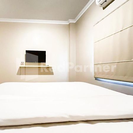 Hotel Andono Near Yia Mitra Reddoorz Temon Экстерьер фото